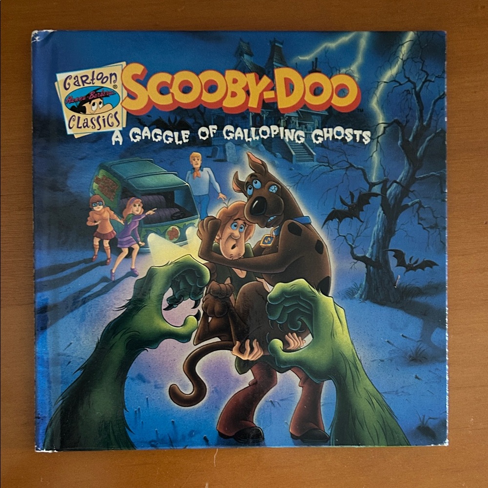 Scooby-Doo Cartoon Classics Book